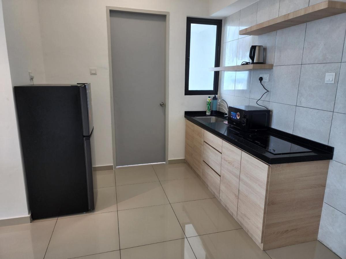 Praicon Tower - Premium Suite Butterworth Exterior foto